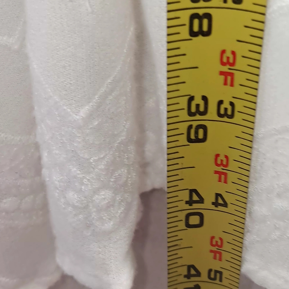 Astr The Label Wrap Dress White Embroidered Side Tie Sz S Cottagecore Boho Chic - Picture 9 of 10